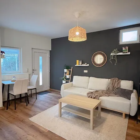 Cozy & Stylish Flat In Frankfurt, Easy Access To Messe & Centre